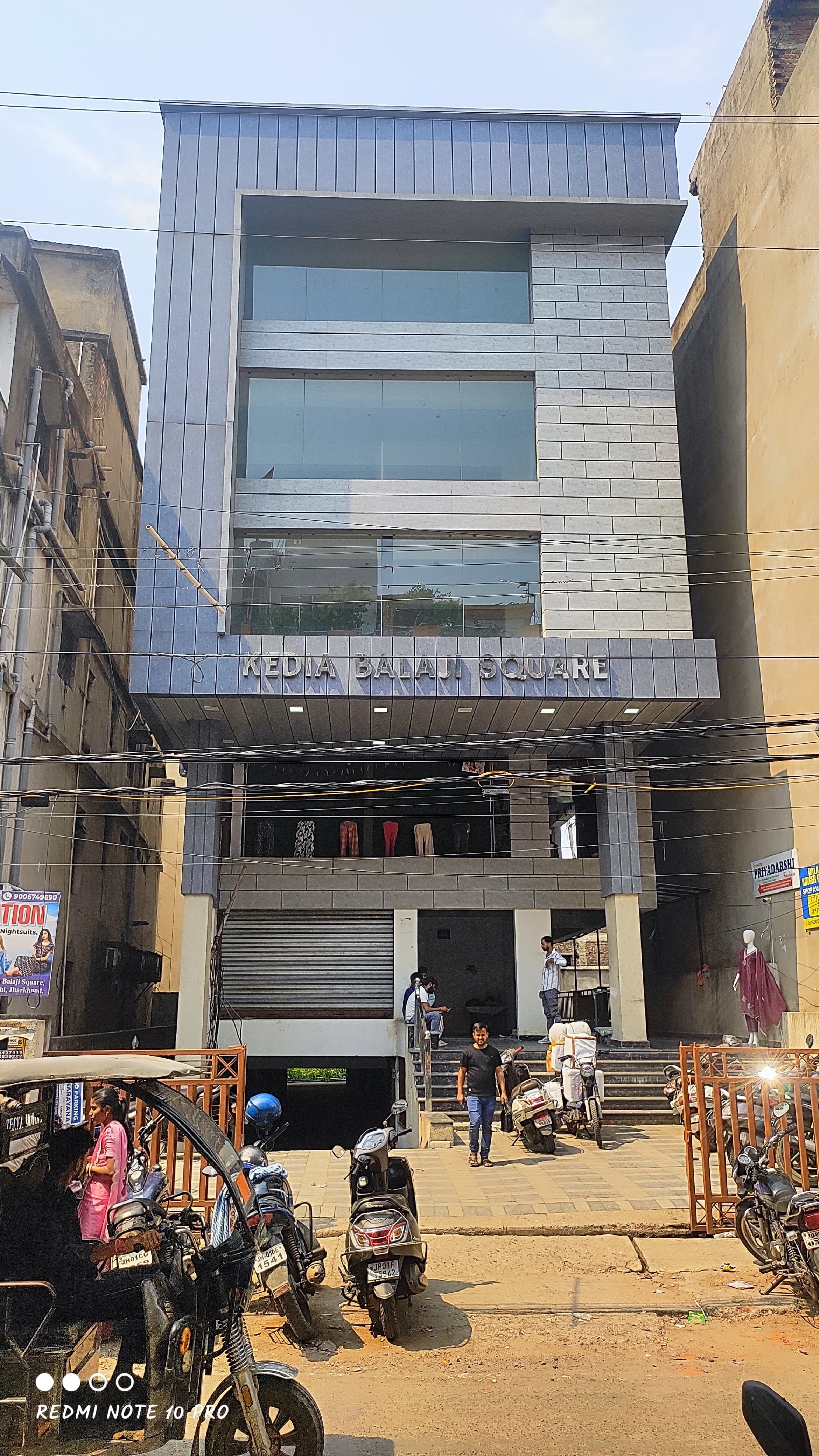 Balaji Kedia Square , Upper bazar