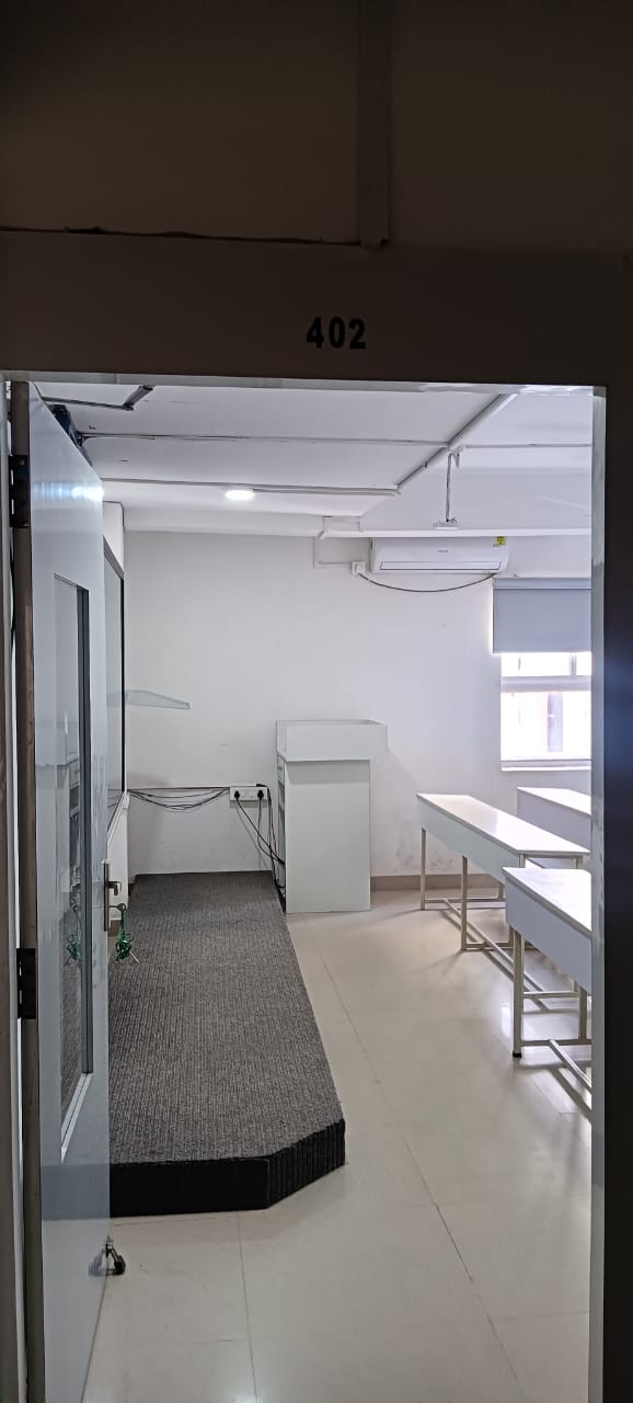 Commercial Office space in Lalpur