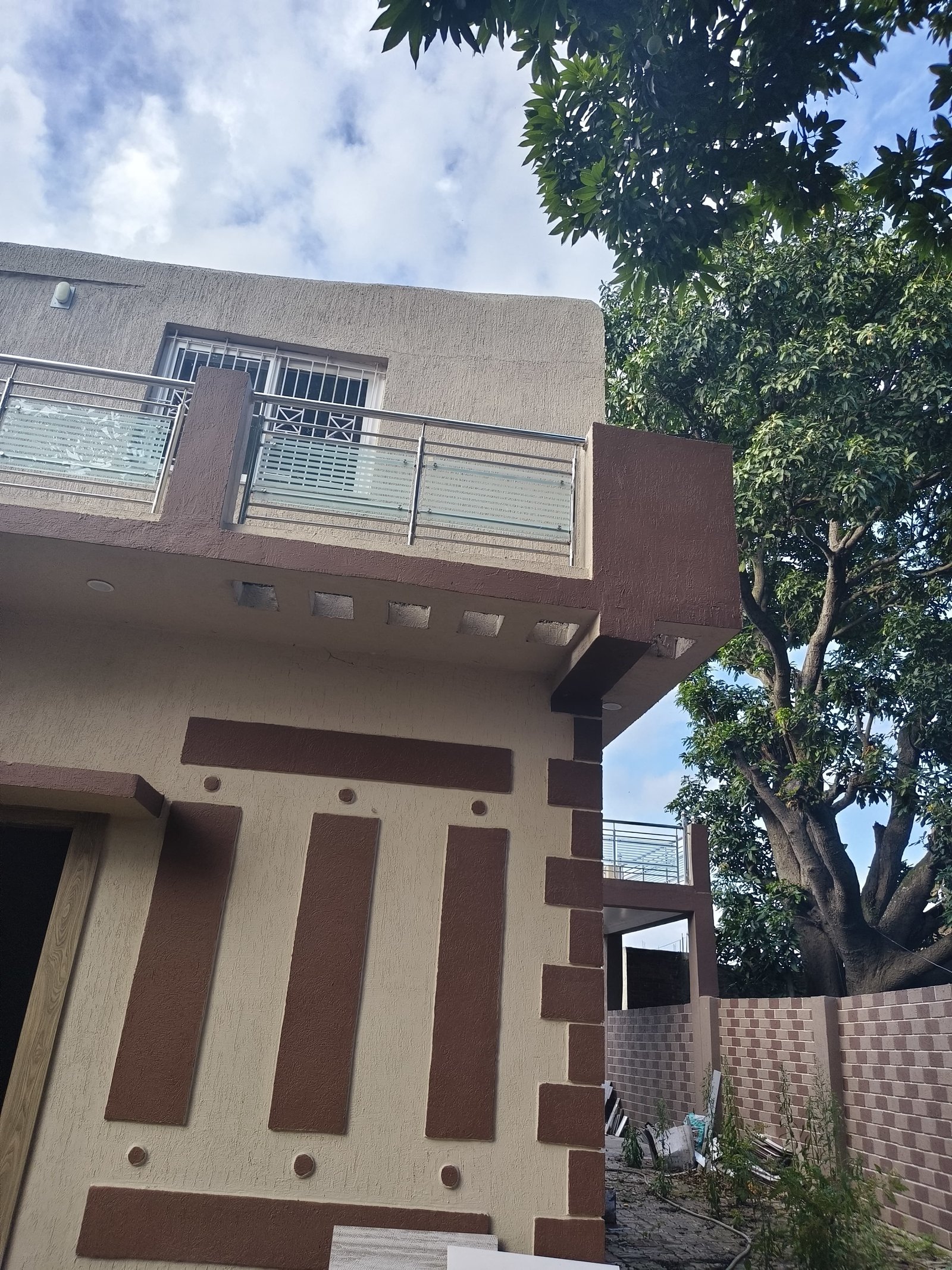 Independent house , jhiri
