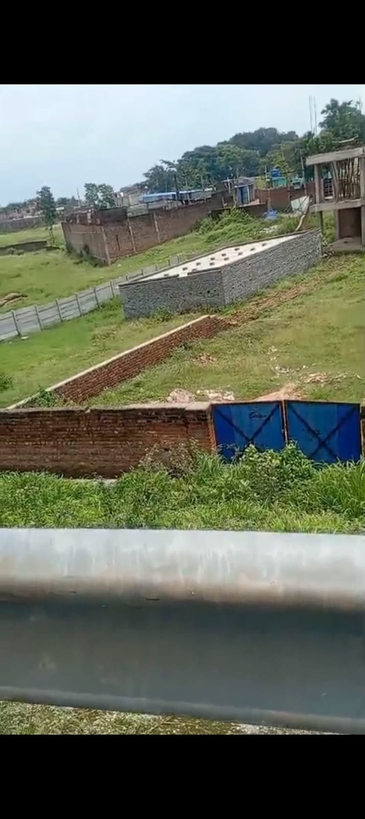 PLOT IN RING ROAD