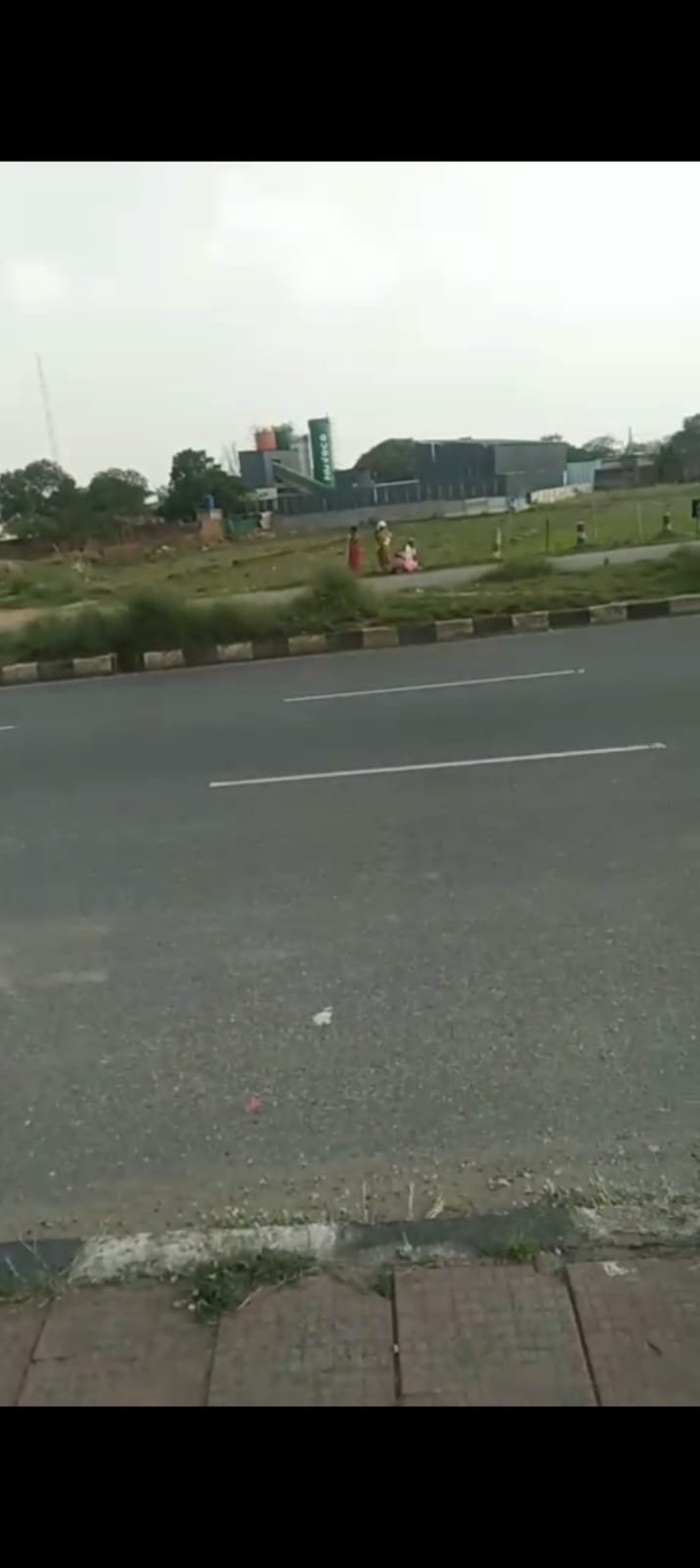 PLOT IN THAKUR GAON
