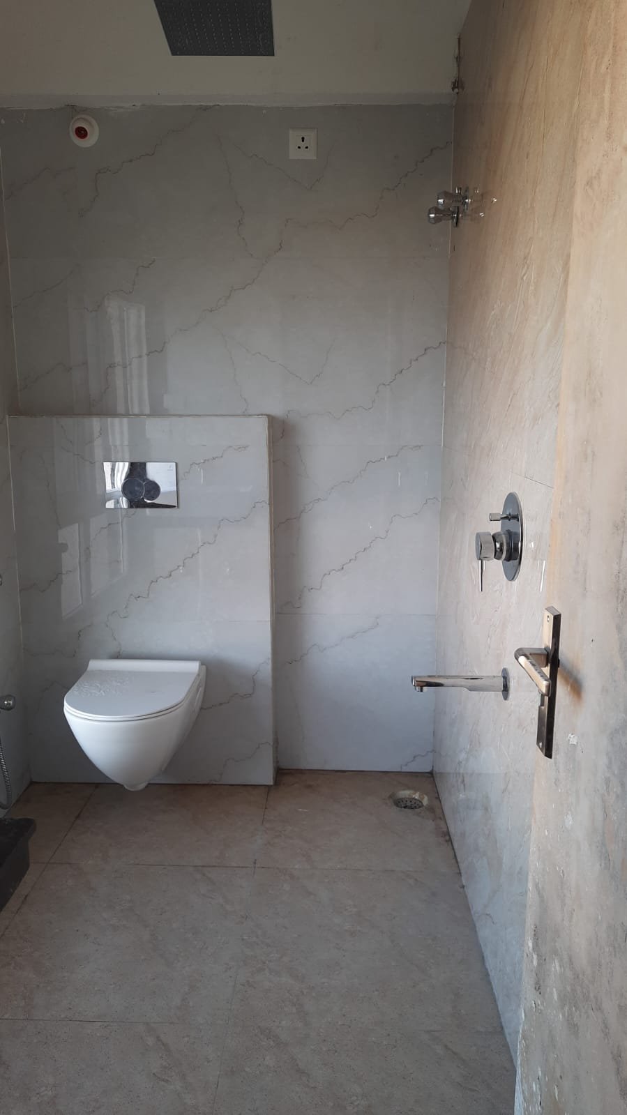 HOLYOAK RESIDENCY (KANKE ROAD)