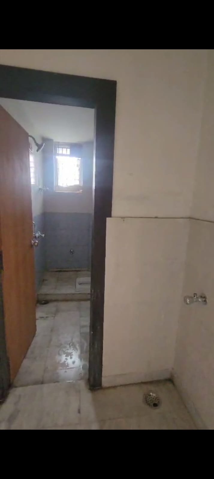 FLAT FOR SALE (CHITRA KARUNA APARTMENT BARIATU)
