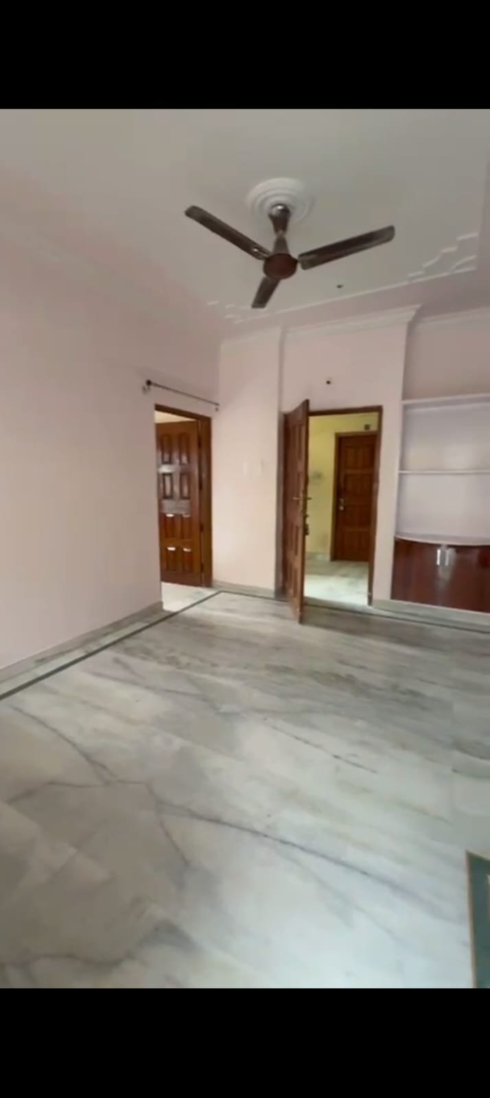 FLAT FOR SALE (BARIATU)