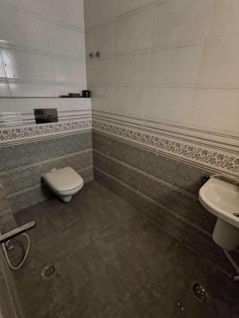 3BHK FLAT ON RENT (TIGOR HILL MORABADI)