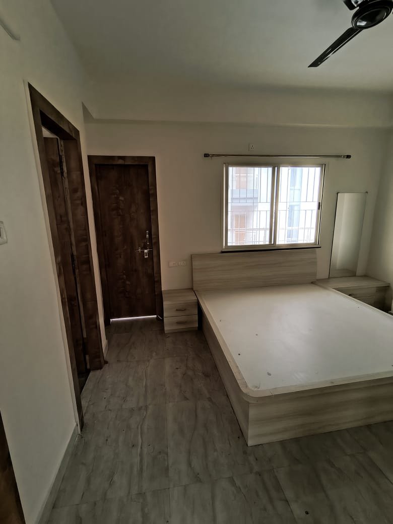 3BHK FLAT ON RENT (TIGOR HILL MORABADI)