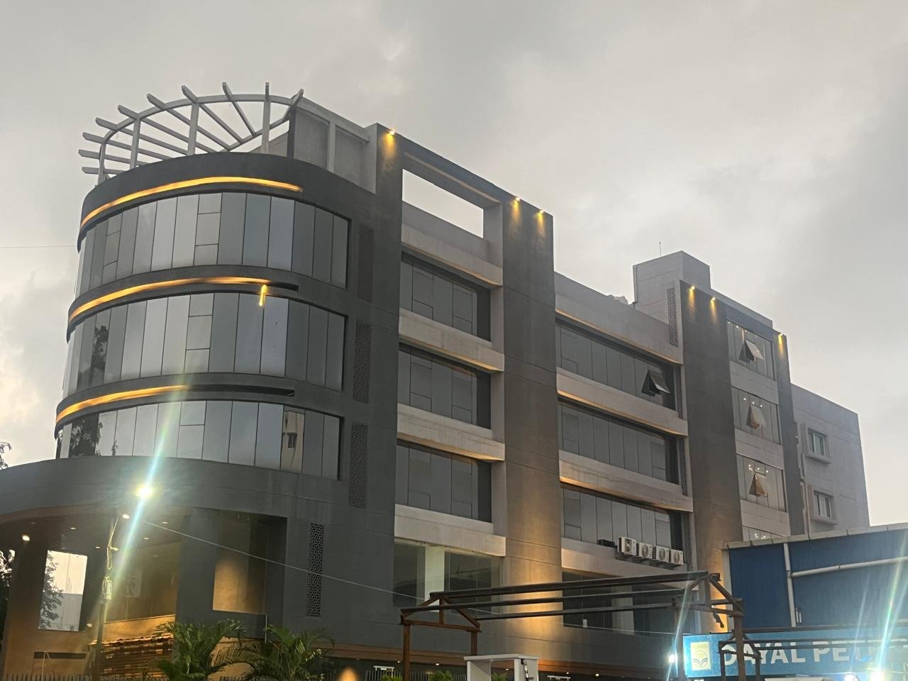 SHOP FOR SALE (SULAKSHNA BUILDING, KATHAL MORE CHOWK )