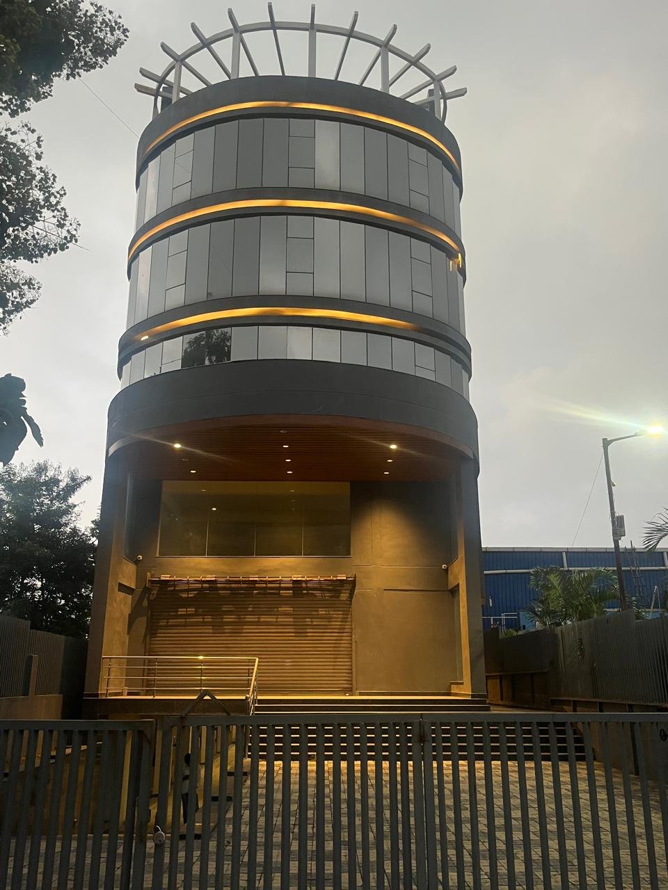 SHOP FOR SALE (SULAKSHNA BUILDING, KATHAL MORE CHOWK )
