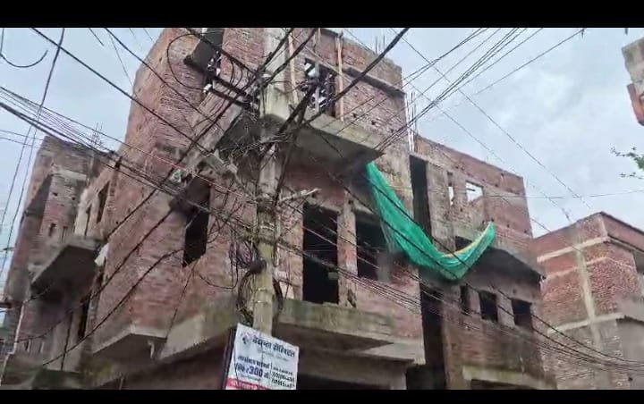 INDEPENDENT HOUSE (AYODHYA PURI CHUTIA ROAD)