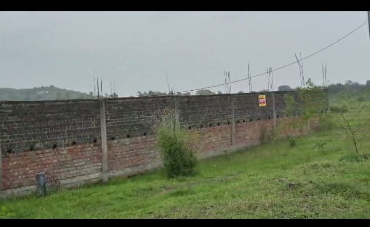 PLOT ON SALE (MURPA TATA ROAD RANCHI)