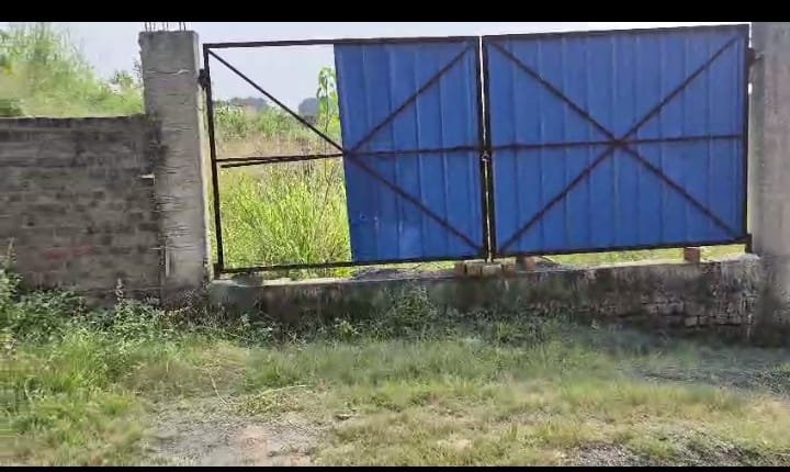 PLOT ON SALE (ADALHATU ,MORABADI)